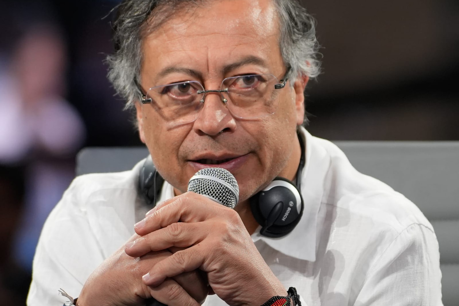 Cabal responde a Petro por foto con retrato de Bolívar al dejar la Presidencia
